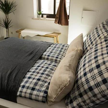 Fullhouse - Halle - T29 Comfort Halle (Saale)