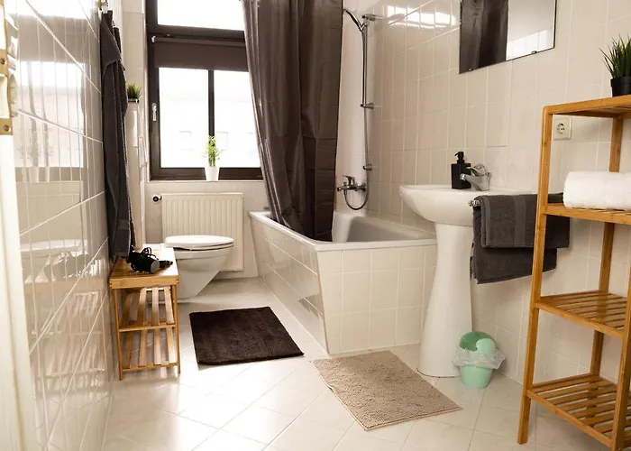 Fullhouse - Halle - T29 Comfort *